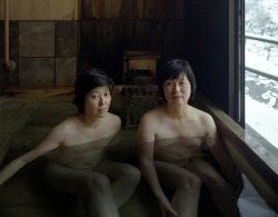 soakingspirit:  Hiroyo Kaneko’s photo’s