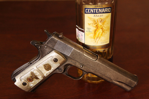 dirty-gunz:rockpapertriggers:Colt 1911 in .38 super with Mexican Nazi Party grips@rockpapertriggers 