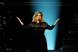 louiedadele:  Adele, Rolling In The Deep Live At The Grammy Awards 2012