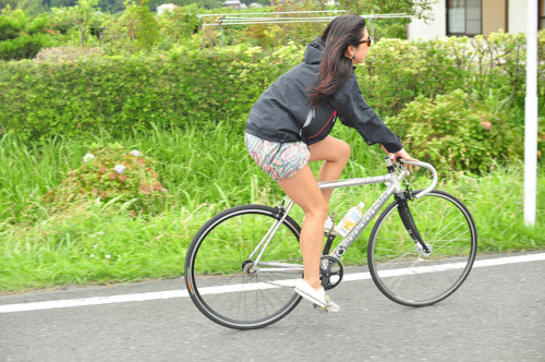 自転車女子必見 すぐにまねできるファッションまとめ Frame フレイム