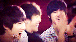 yonghwashi-blog:  CN smiles. (x) 
