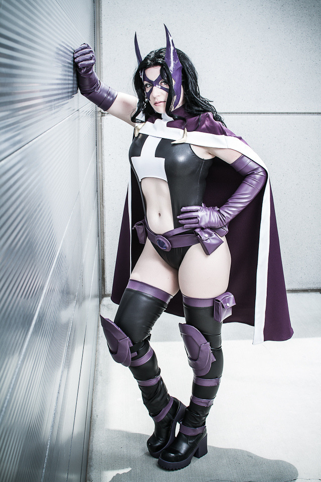 iheartchaos:  Cosplay of the day: Huntress 