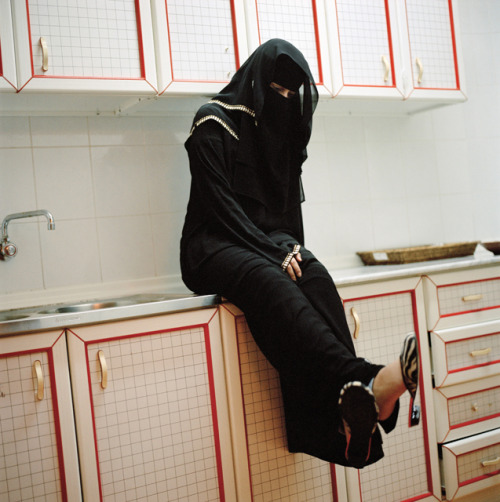 picturedept: The Secret World of Saudi Women A great photo essay from this week’s Newsweek Int