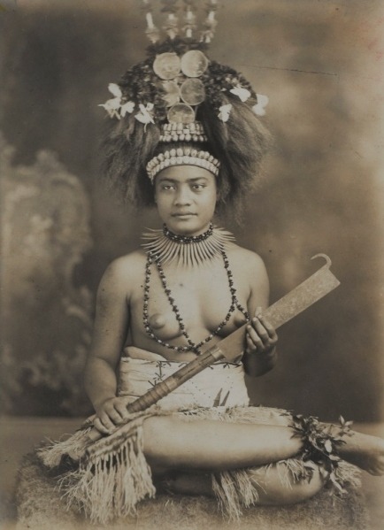 XXX kaitaekiai:  steroge:  Samoan princess in photo