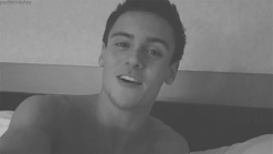 I-Cant-Stop-Looking:  Uhhh..i’ve Just Cum. @Tomdaley1994 