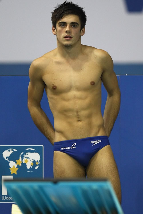 coolfunmemes:  it’s impossible to dislike the olympics after this 
