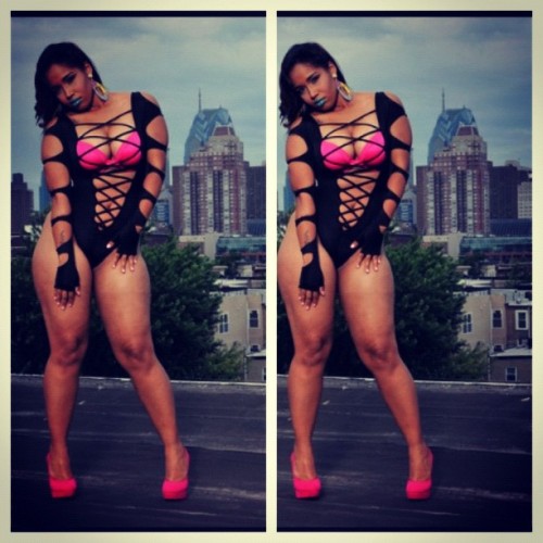 kingz-king:   Melissa Nuvo (via kingz-king)   