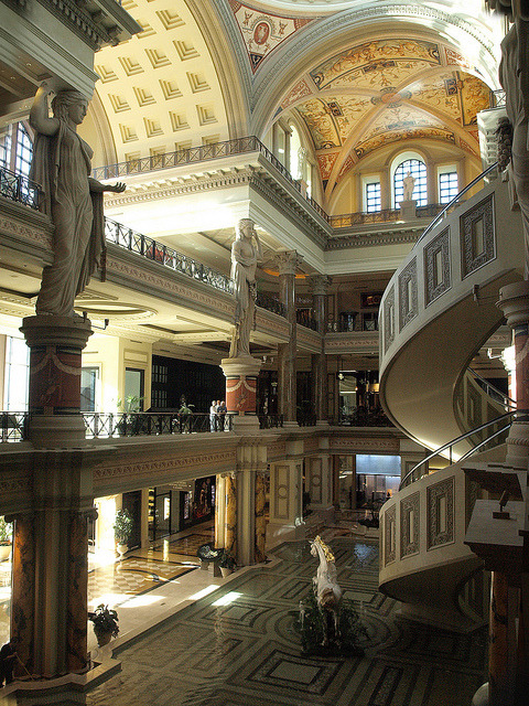 The Forum Shops at Caesar&rsquo;s Palace in Las Vegas, Nevada, USA (by Tim_Brown).