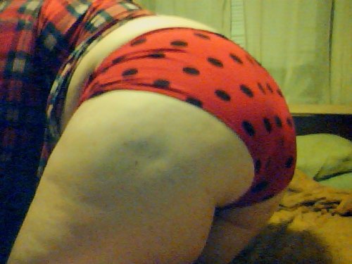 XXX thegirlsajezebel:  Polka dots! photo