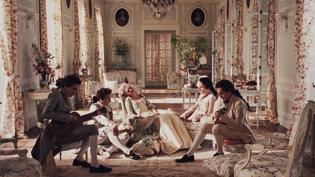 Phoenix and Kirsten Dunst in Marie Antoinette