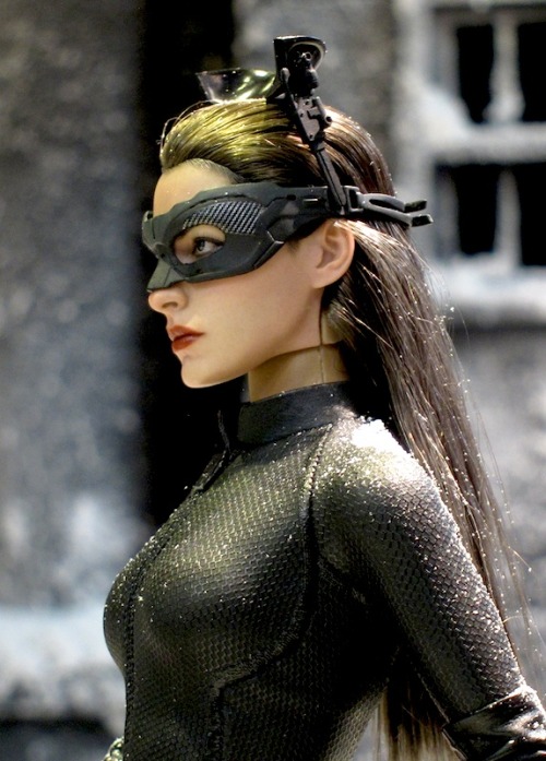 urone:  Hot Toys - catwoman/Selina Kyle - Page 2 - The Shadow and Flame