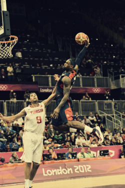 the-triple-double:  TEAM USA BEATS TUNİSİA Team USA beats Tunisia by 47 points in their second game of the Olympics. The score was 67-110. Carmelo Anthony and Kevin Love were the leading scorers for Team USA with 16 points. The next game for USA will