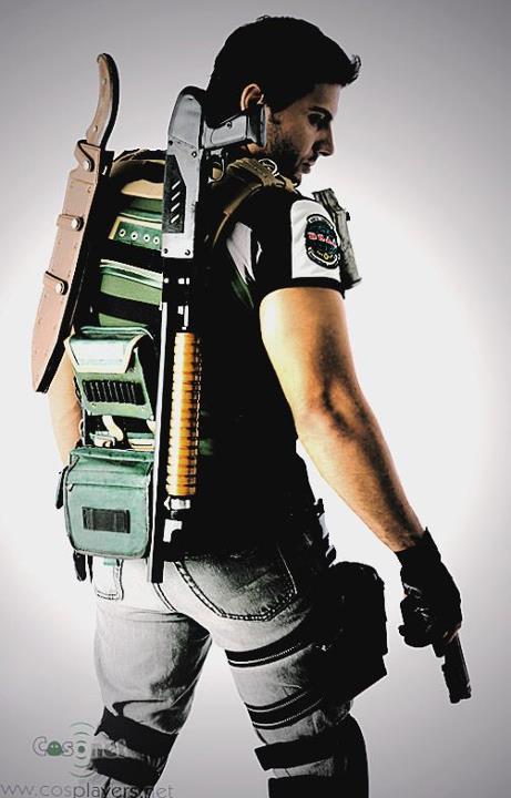 residentevil-fanart:  Chris Redfield by ~MaicouManiezzo   Perfect Chris Redfield hotness captured in this cosplay!