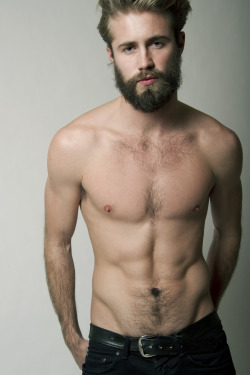 red-meat:  I have beard envy when I see Tom