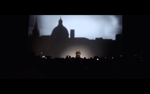 i-abril:   Adele live at Royal Albert Hall  