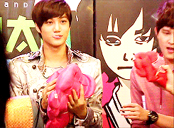 Baekhips:  Jonginnies: When Chanyeol Wants To Play With Kai But Kai Cutely Rejects