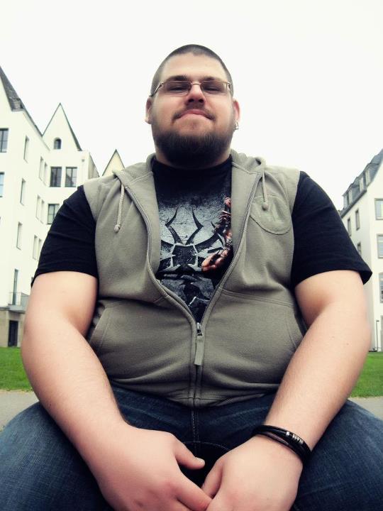 superbears:  CUTE BOY  who the fucking adorable 
