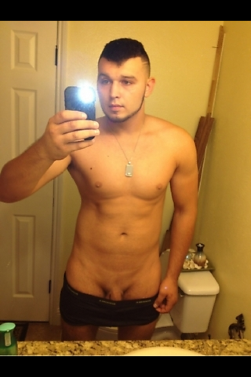 Sex collegeguyhunger:  met this guy on skout. pictures