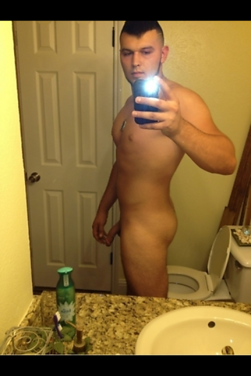 Porn collegeguyhunger:  met this guy on skout. photos