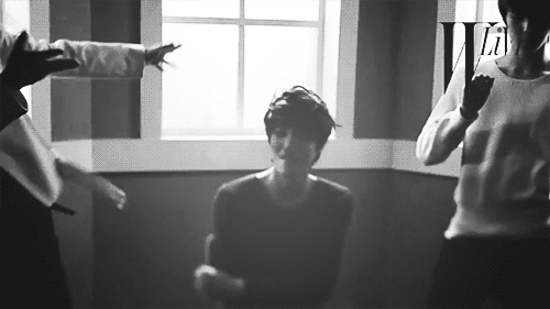 seluded:Kaihunhan/Lusekai for W Live
