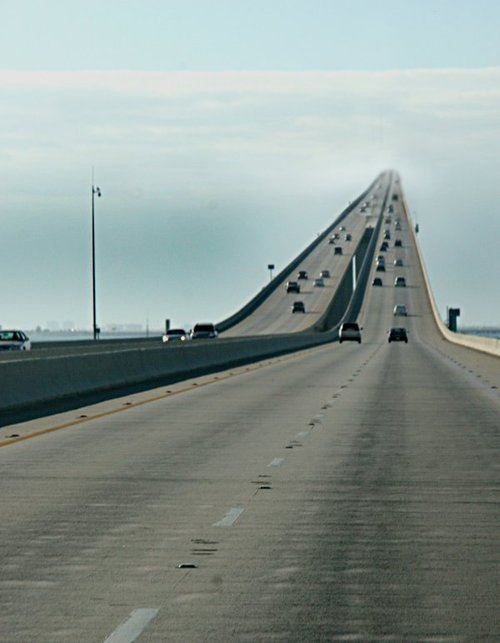 vulsinite:  hey-there-abby:  heyh8r:  s0cialpariah:  famey:  it looks like the road is going up the sky like the cars are driving up to heaven or something lol  I used to have dreams like this.  same  I had dreams like this too. And they scared me awake.