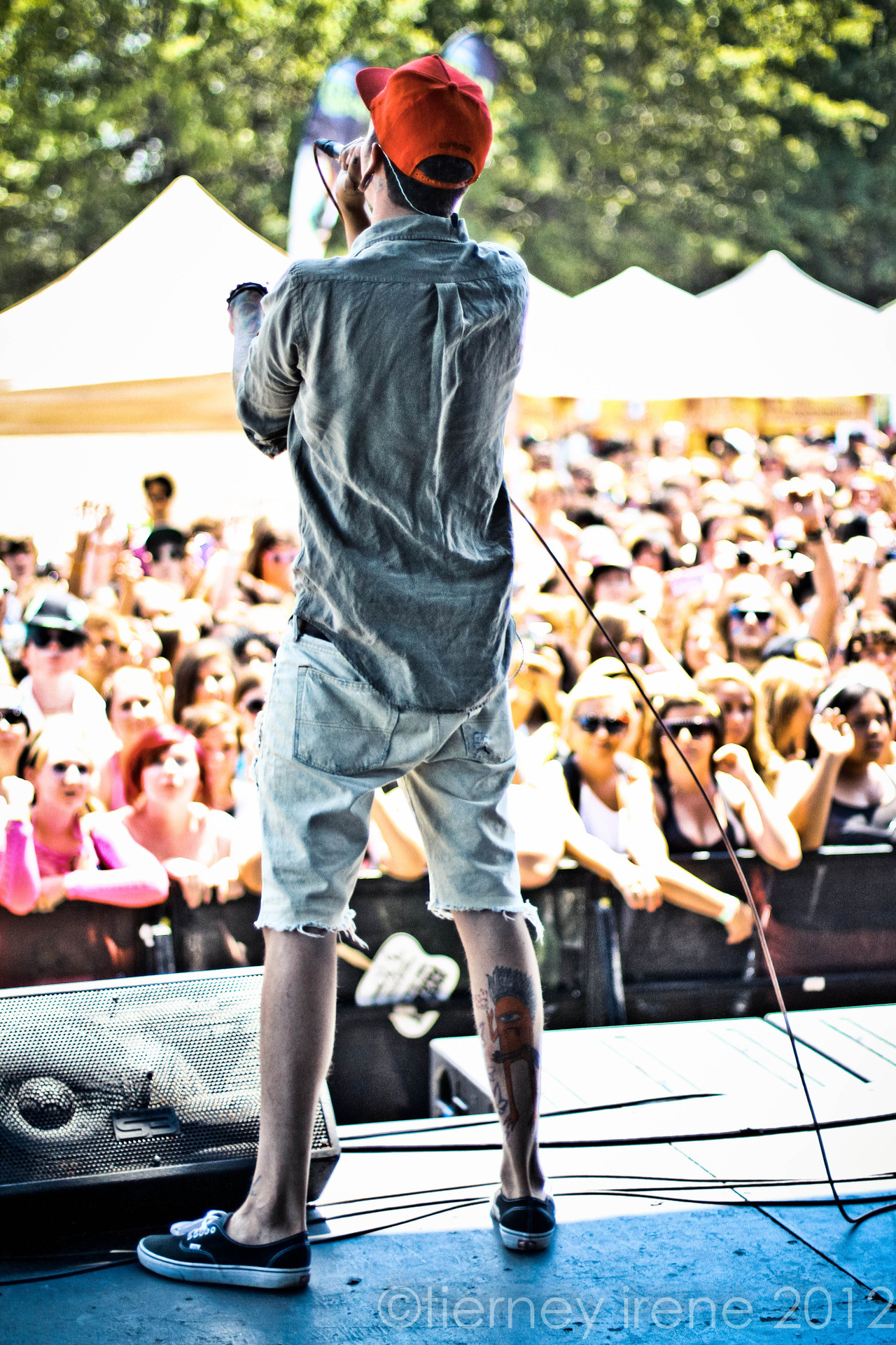 barricademusicpress:  T. Mills Print Giveaway! To Enter:-Reblog-Follow Us Simple