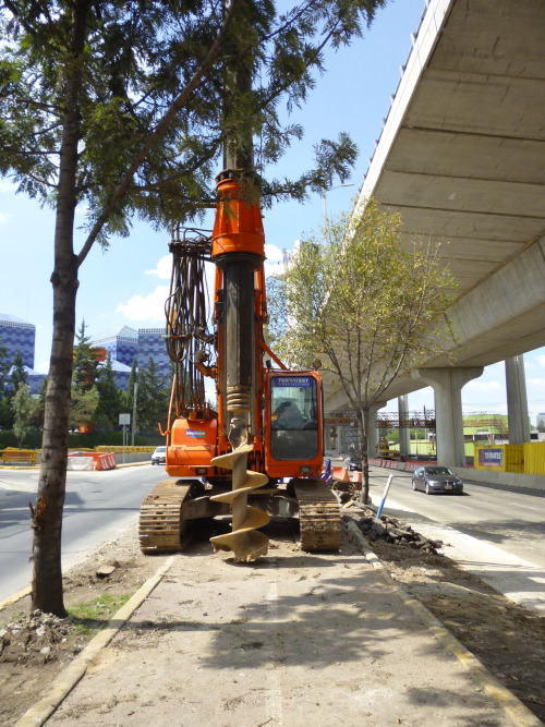 En el DF no se acostumbra velar por la seguridad del peatón y el ciclista, y menos en el tran