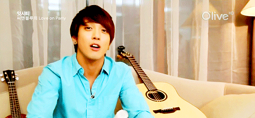 joon-hee:  44/50 gifs » Jung Yonghwa « porn pictures