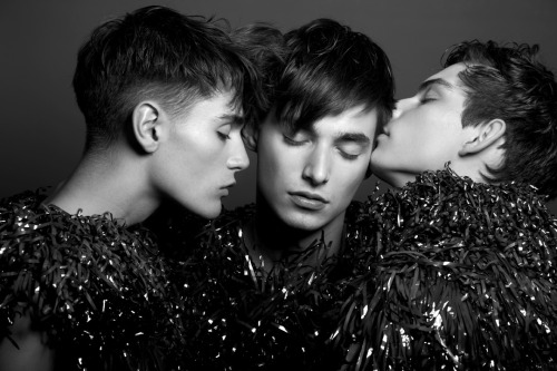 michaelmodels:  trashyprinces:  Marcin Ziolko, Sebastian Owsianka & Wojtek Czerski by Krzysztof Wyzynski.  Boys & Fashion 