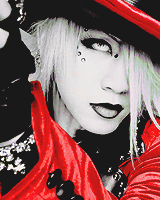 gilraen666-deactivated20130115:  My favourite Ruki look: COCKROACH 