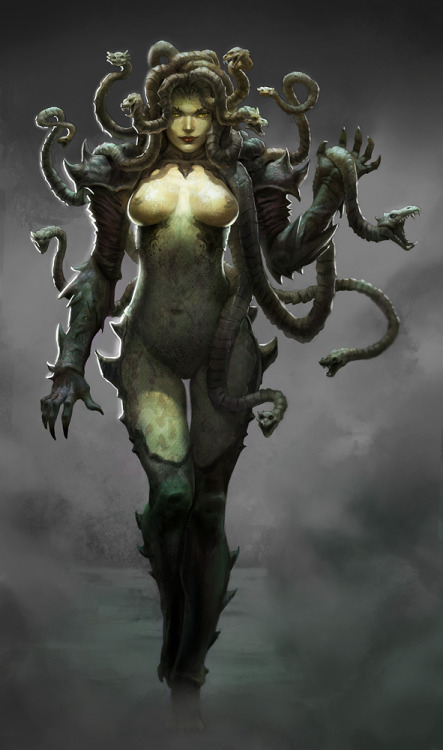 yavanna83:  medusa by ~AlexPascenko