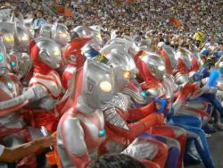 nickeldouble:  Bunch of Japanese Ultramen! 