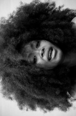 neptunespresenttheclones:  Erykah Badu, the