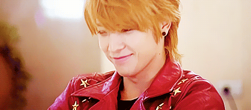 alwayssuperjunior:  Reasons to love Lee Donghae: His laugh. <3 