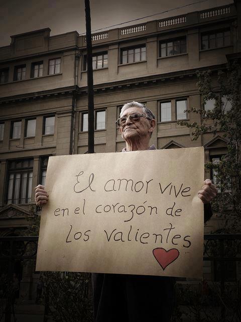 soy-un-flaco:   No hay que disfrazar lo que sentimos, hay que decirlo tal como lo
