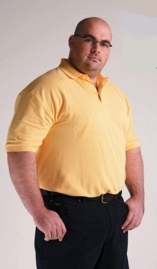 cubluvsbears:  Very hot in a “guy next door” kind of way. 