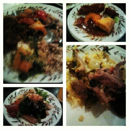 Macam macam ada! #iftar #ramadhan #food #Kuching (Taken with Instagram)