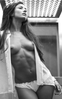 justinlovewithit:  Perfect Elevator