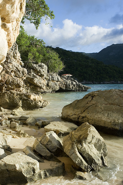 Caribbean shores at Labadee beach, Haiti (by Dorthe Arve Olsen).