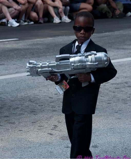 sugaryacid:  cosplayingwhileblack:  X Character: Agent J Series: Men in Black  oH