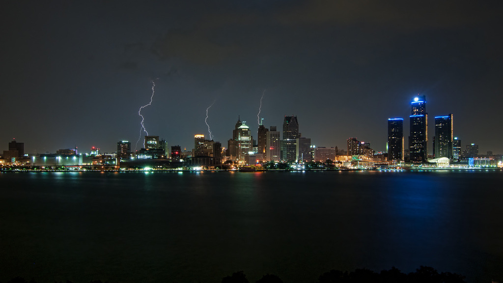 oblivi0n-:  Lightning over Detroit (DSC_2311A_WIDE) (by markwhitt)