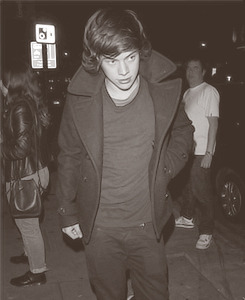 thorland-deactivated20120921:  Harry last night  