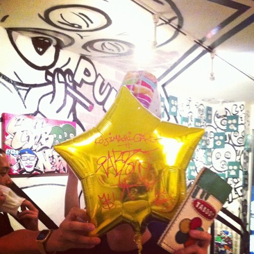 個展最終日#djbaku #tokyo japan (Taken with Instagram)