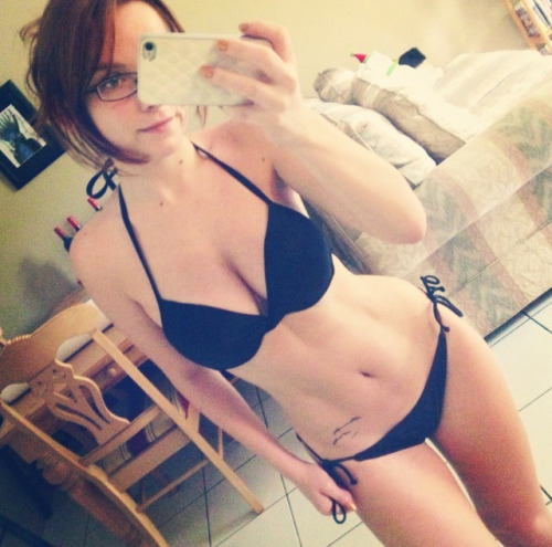 thezenofbrutality:  i dont get it. i laid out till i couldn’t take the heat anymore and still no tan lines! 