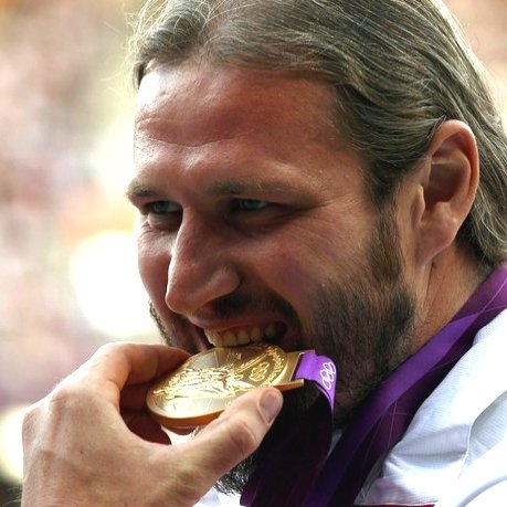 kiimi:Tomasz Majewski during medal ceremony for the Men’s Shot Put