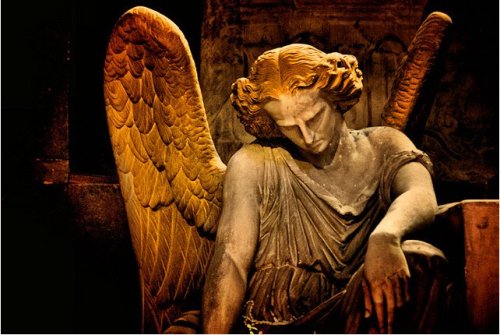 Angel Statue (The Crypt) (by Tiquetonne2067)