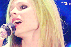 avrillavigine:  “My dream was always to hop up on stage in front of my fans every
