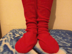 touch-me-without-fear:  small-is-big:  Aguanten los calcetines de polar xD!  Tengo 2 Pares Weón♥ xDDDDDDDD