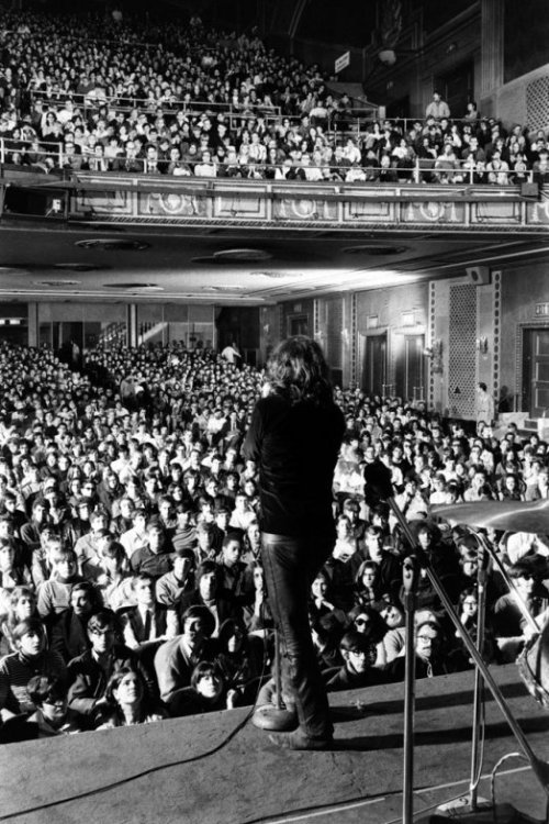 skipsamerica:theswinginsixties:The Doors on stage at the Fillmore East, 1968. Photo by Yale Joel.SKI