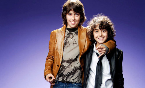 r4sasvada:illegalsoma:Rare, never-before-seen picture of young Julian Casablancas and Fab MorettiOh 